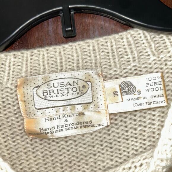 Susan Bristol hundred percent wall Santa Claus net Christmas sweater size 38 - Picture 7 of 11